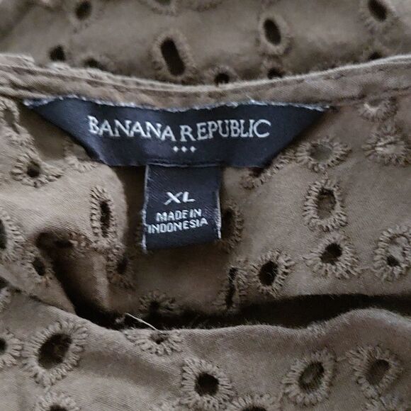 Banana Republic Factory brown eyelet top  SZ XL - Picture 4 of 4